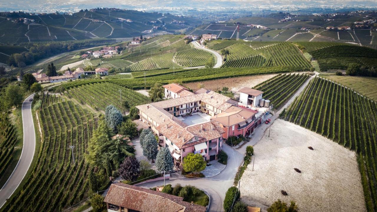 I Quattro Grappoli Bed & Breakfast Neive Dış mekan fotoğraf