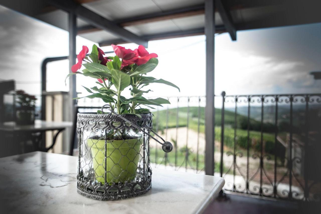 I Quattro Grappoli Bed & Breakfast Neive Dış mekan fotoğraf