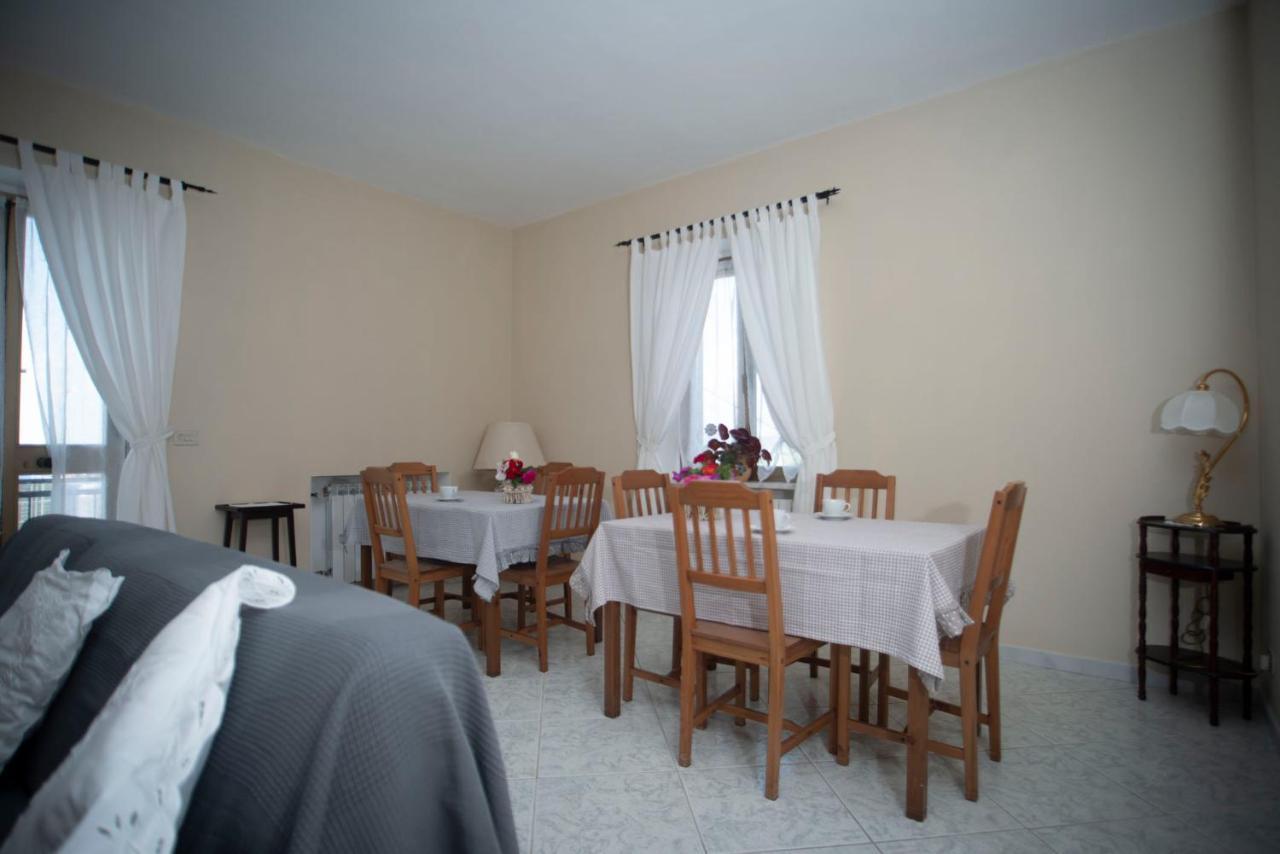 I Quattro Grappoli Bed & Breakfast Neive Dış mekan fotoğraf